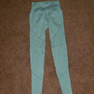Alphalete leggings size small NEVER WORN